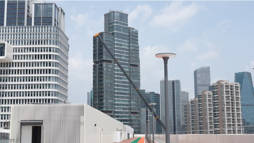 How tough is blind hoisting at height? XCA350G8‑1: Execute invisible ...